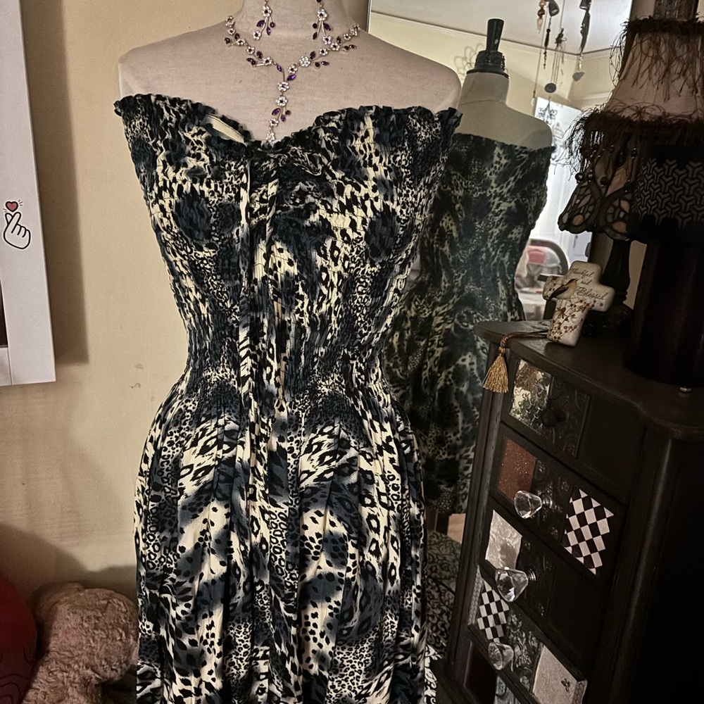 Elegant Strapless Black and White Dress